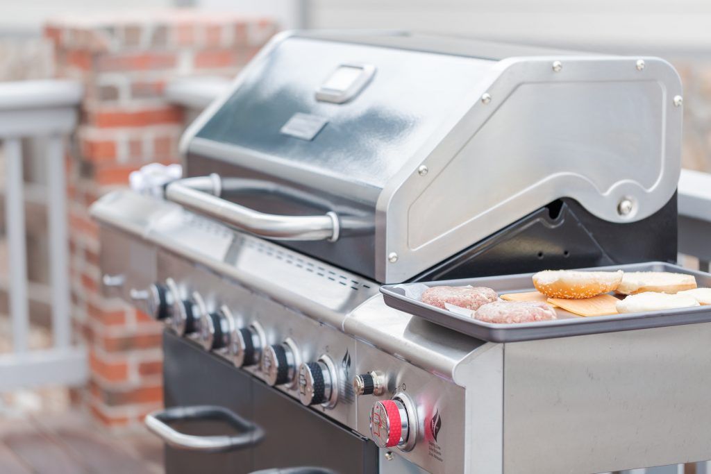 Barbecue au gaz équipé