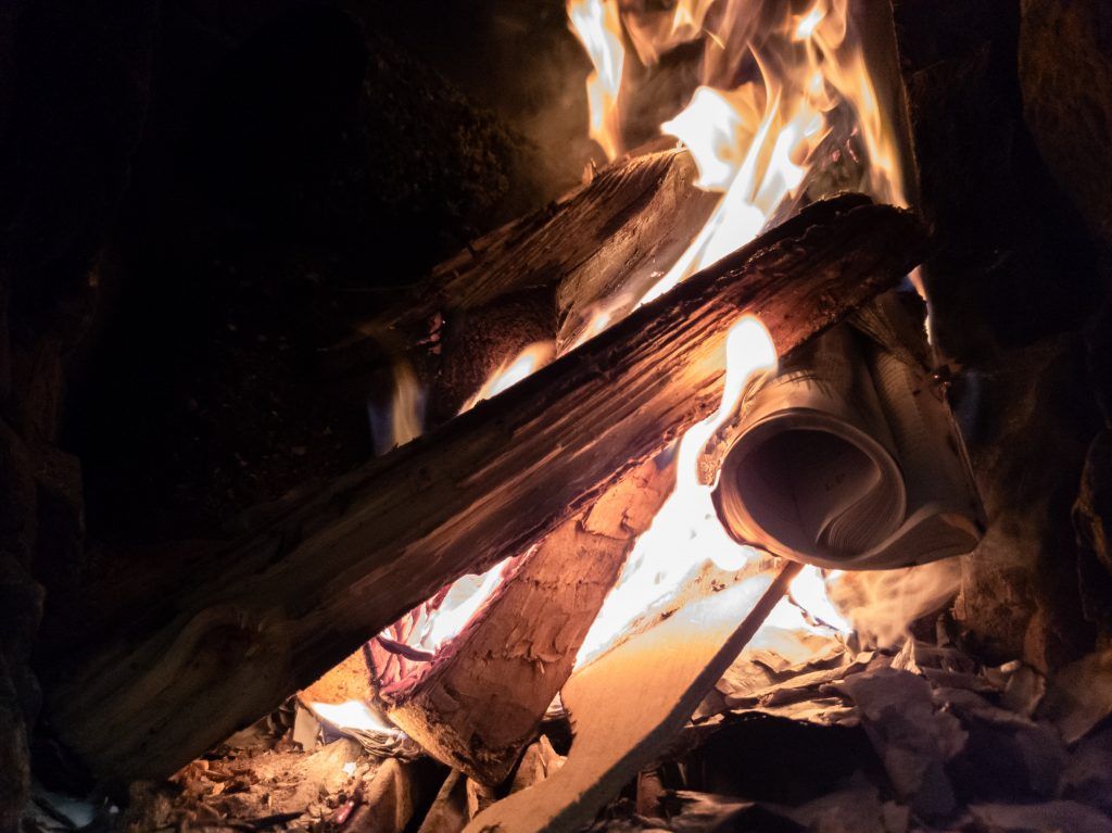 allumage feu de bois franc