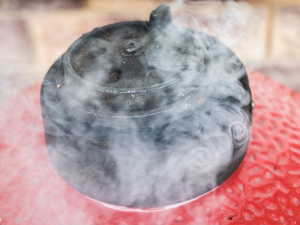 fumée kamado