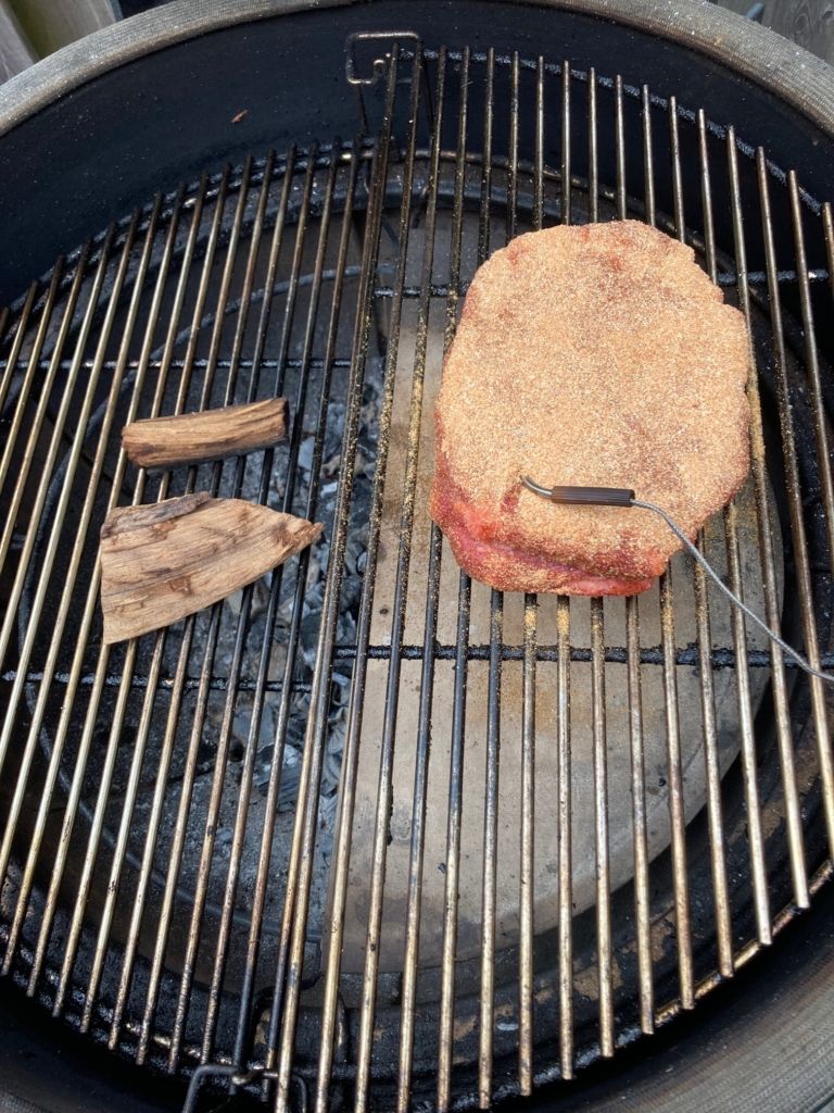 Boeuf fumé sur kamado