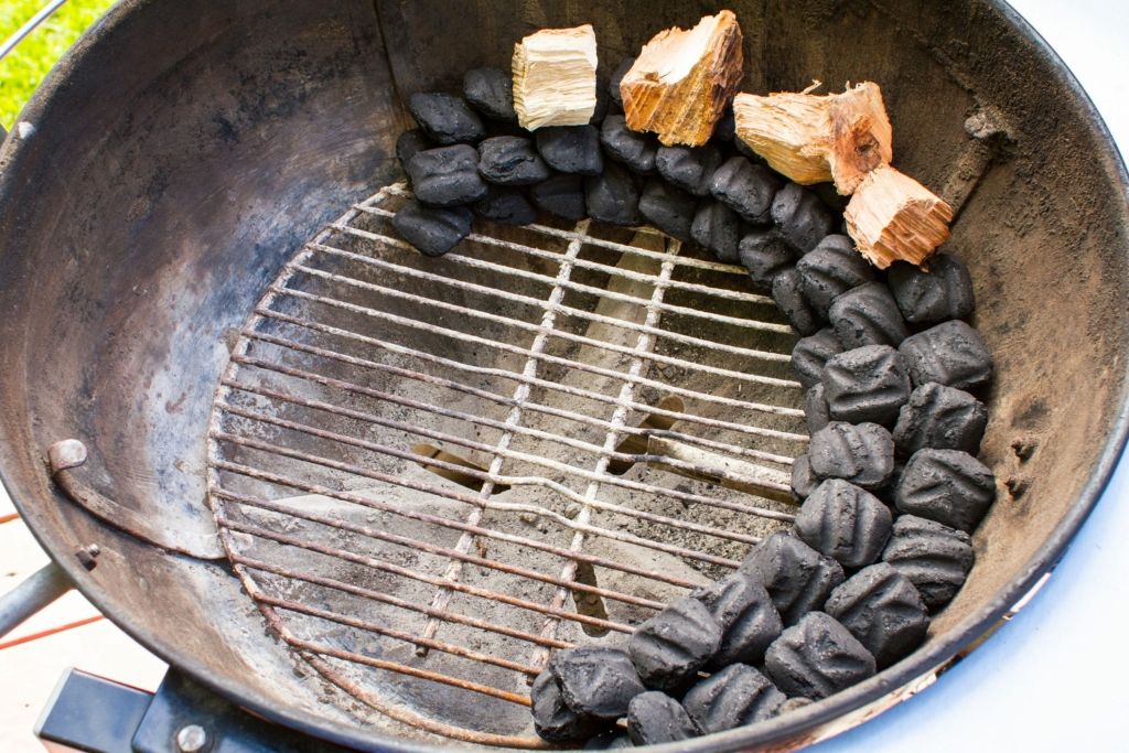 Briquettes disposées en serpent